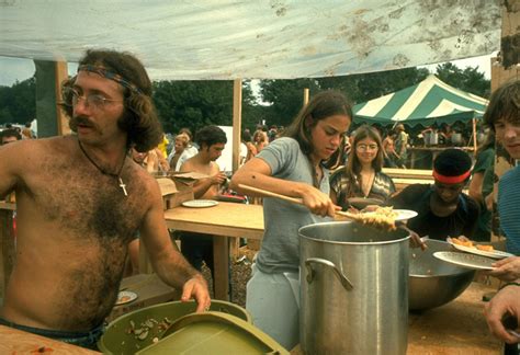 topless at woodstock|21 Photo Showing How Wild Woodstock Really Got